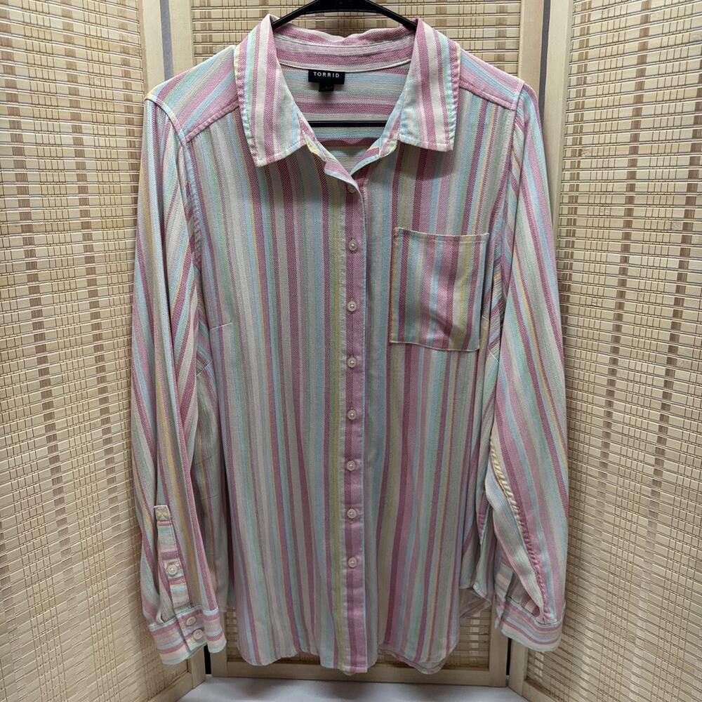 Torrid Top Women's Size 1 Multicolor Striped Collared Button Up Long Sleeve